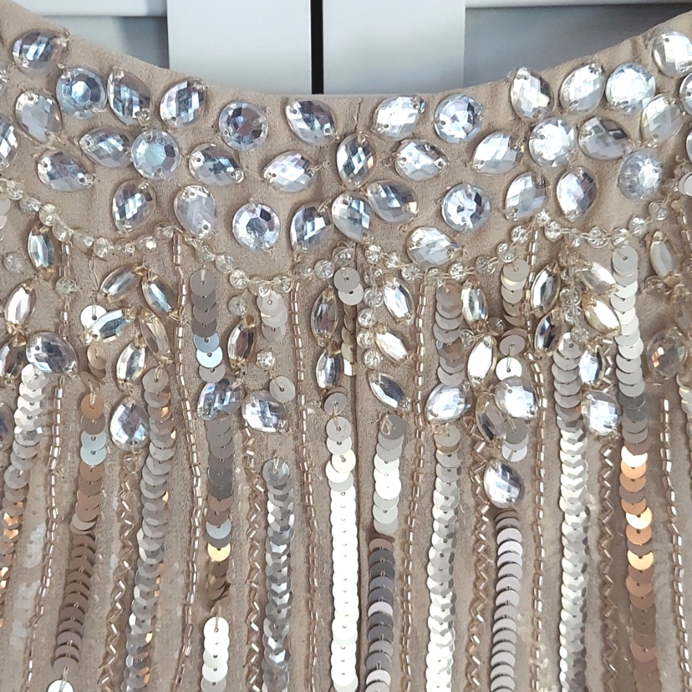 Mac Duggal Gown Sz 18, Cape, Lined, Champagne, Intricate Beading, Sequins NEW!! - Picture 6 of 13